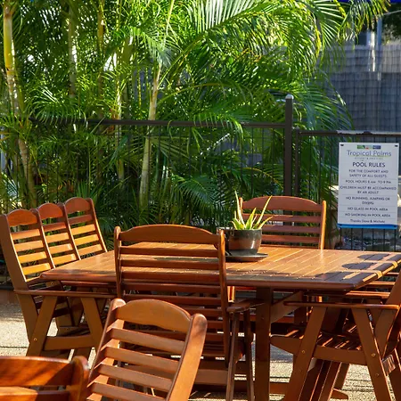 Tropical Palms Resort & 4Wd Hire-3